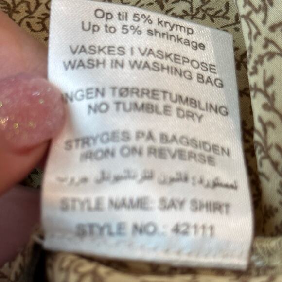 Karen by Simonsen Say Shirt Speed Pearl Blouse Size Small  (34) NWT - Picture 9 of 10